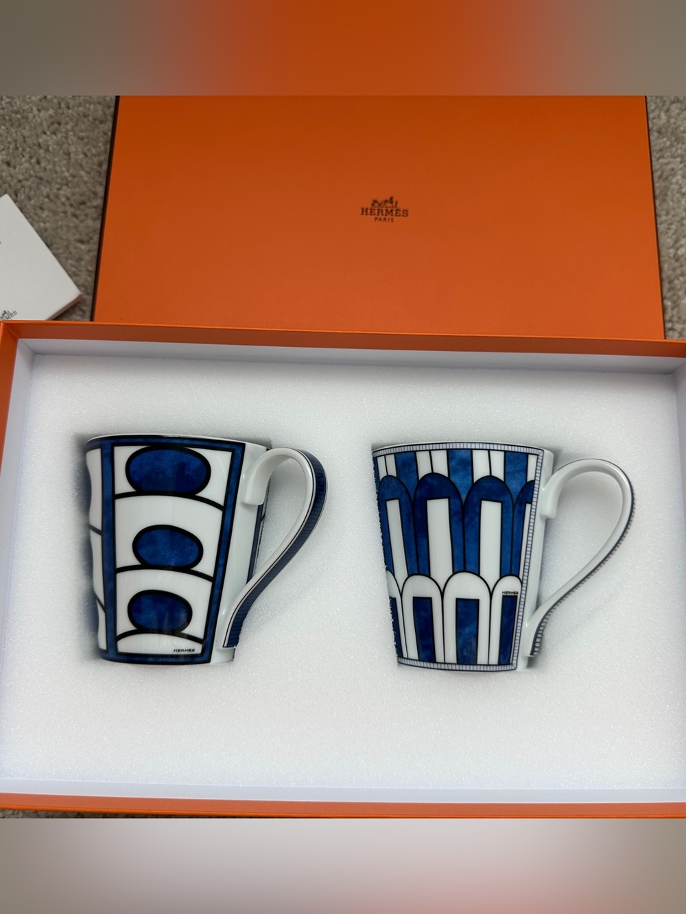 Hermès Bleus d'Ailleurs set of 2 mugs